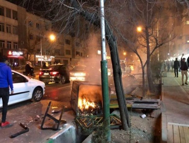 آزادی برخی اغتشاشگران با اخذ تعهد/ پلمب ۲۲۴ مرکز عرضه مواد مخدر