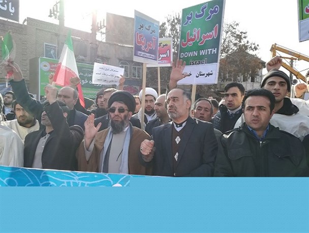 بصیرت و آگاهی مردم توطئه ها و دسیسه های دشمنان را خنثی می کند