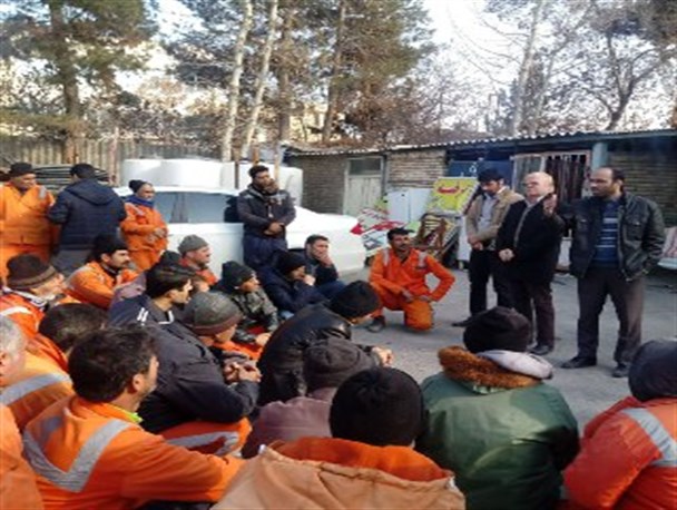 پاکبانان چناران برای مقابله با بیماری هاری آموزش می‌بینند