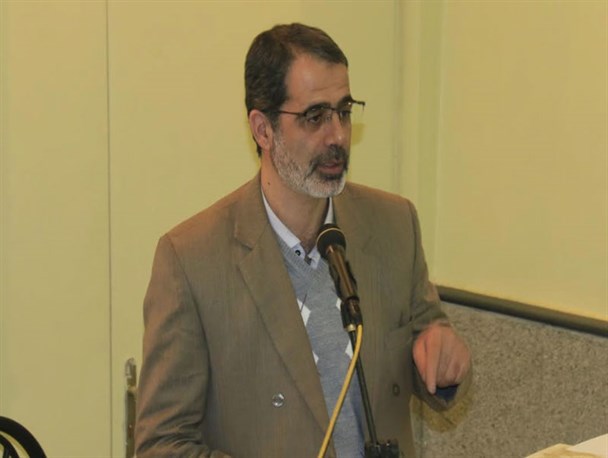 حذف رشته‌های غیرکاربردی و کم‌متقاضی در دانشگاه آزاد همدان