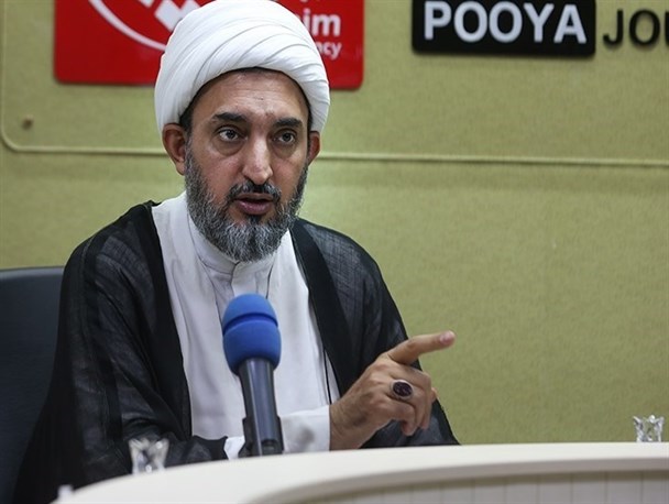 حاج قاسم سلیمانی استوانه و تکیه‌گاه امنیت ملت‌های مسلمان بود