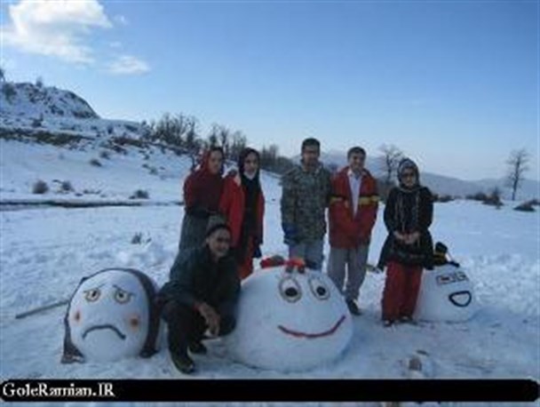 جشنواره ساخت مجسمه های برفی در ارتفاعات النگ رامیان/تصاویر