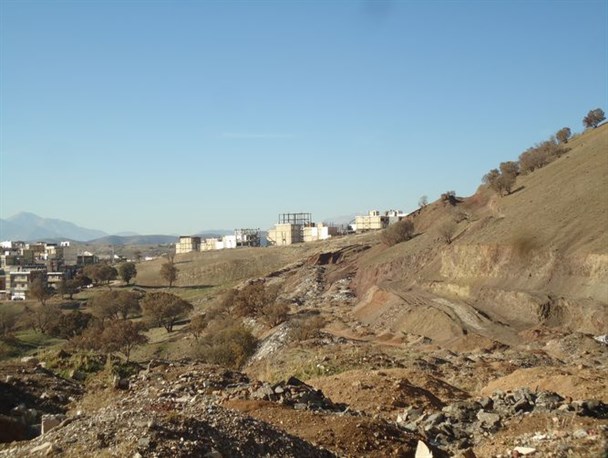 نبود اعتبار پروژه کمربندی جوانرود را تعطیل کرد/ ترافیک سنگین بلای جان یک شهر توریستی