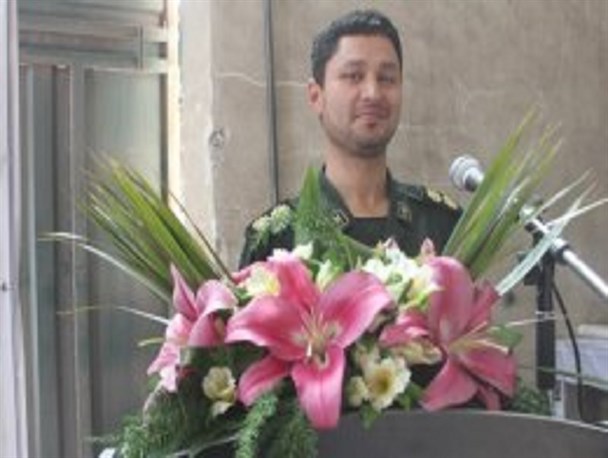 انقلاب ایران در اوج نظریه منسوخ "عدم انقلاب بر پایه دین "با رهبریت دینی شکل گرفت