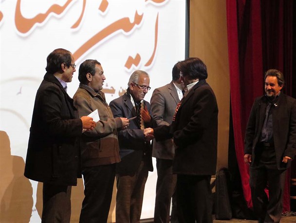 جشنواره موسیقی سرود های حماسی و انقلابی استان تهران در ری برگزار شد