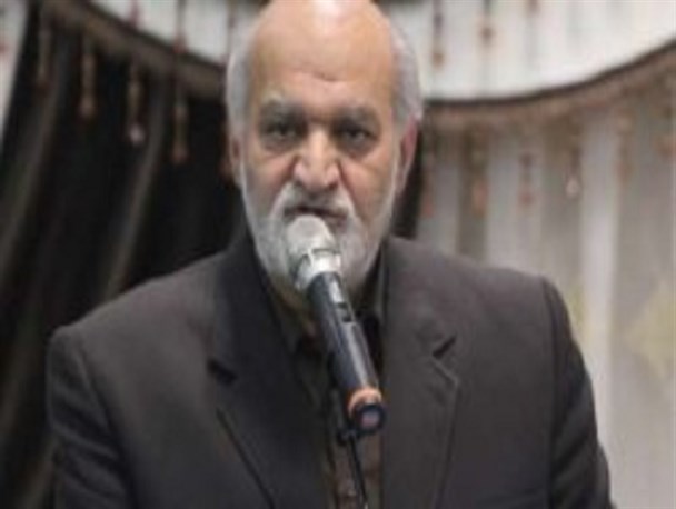 در اصول و خط قرمزها محکم ایستاده‌ایم/ دانشگاه باید افزوده معنوی هم برای دانشجویان داشته باشد