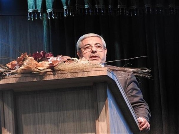 زنان طراح ، معمار و راهبر هستند/ترامپ عاملی برای فروپاشی آمریکا خواهد بود