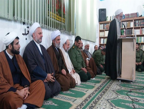 روحانیون بایددرهمه عرصه ها فعال باشند