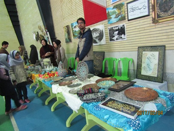 برپایی نمایشگاهی از دستاوردهای بانوان اسدآبادی در دهه فجر
