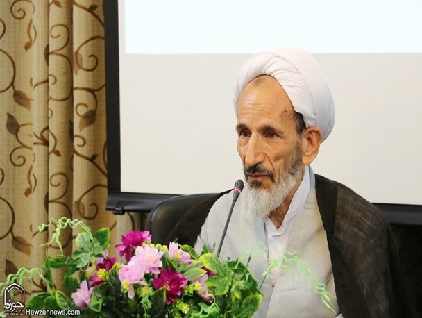 مهمترین اصل در حراست از انقلاب اسلامی، تبعیت از ولایت فقیه است