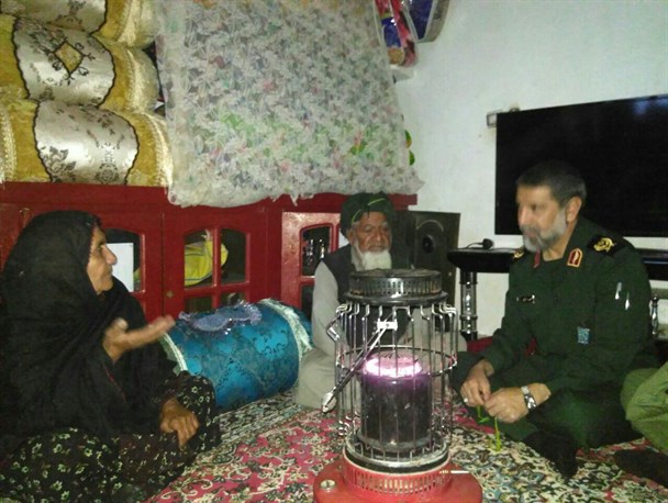 سه منزل تخریب شده از بارندگی توسط قرارگاه شهید معمار ایرانشهر بازسازی می شود/سرکشی و کمک رسانی به 10 روستا در بارندگی های اخیر
