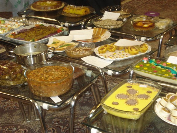 عکس/جشنواره غذا به مناسبت گرامیداشت دهه فجر