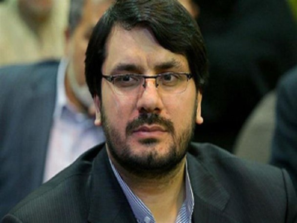 روی اصلاح‌طلبی و اصولگرایی باید خط بطلان کشید/ مدیران اسیر پست و مقام کنار گذاشته شوند