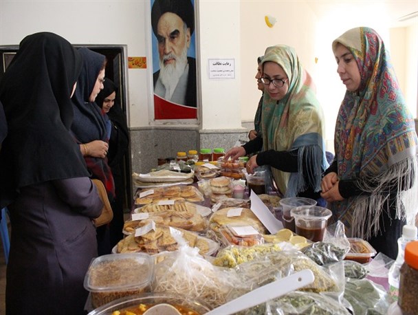 جشنواره صنایع‌دستی و سوغات روستایی در گالیکش برگزار شد + تصاویر