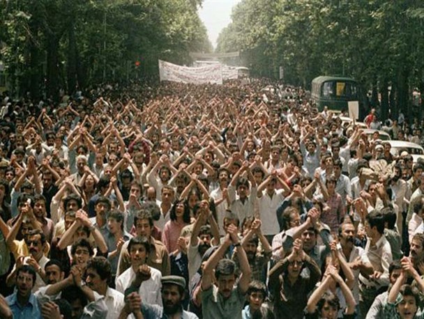 شاه از قبل می دانست مردم او را نمی خواهند