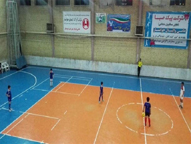 برگزاری رقابت های فوتسال جام فجر در خوانسار+ تصاویر