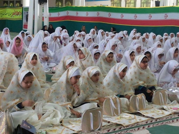 جشن عبادت 350 دانش‌آموز نوشهری به صورت متمرکز برگزار شد