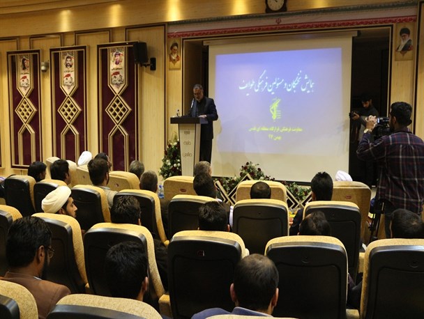 رمز پیروزی انقلاب تکیه بر تفکر دینی بود/دستاوردهای 40ساله جمهوری اسلامی غیرقابل انکار است