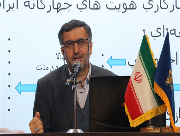 دچار آسیب هایی چون شکاف نخبگی در درون نظام هستیم/ هیچ بحرانی را نمی توان بدون‌مردم حل کرد
