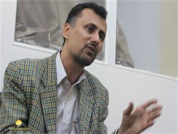 اقتصاد مقاومتی به معنای کنار گذاشتن آموزه های علم اقتصاد نیست بلکه بومی سازی نکات مثبت آن است
