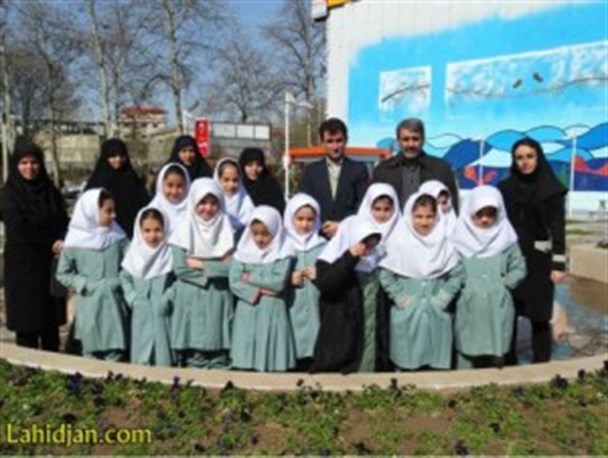 همایش روز درختکاری در مدرسه علم و دانش
