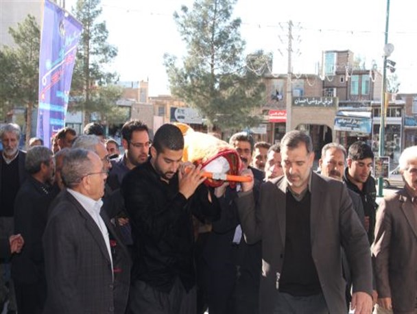 وداع باشکوه مردم سرپلذهاب با جانباز شهید علی رضا امامی+تصاویر
