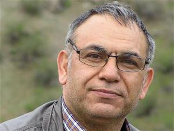 نبود شادی و آزادی فردی سیاسی گرایش به اعتیاد را سرعت می بخشد