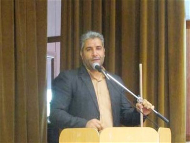 از دست اندر کاران آموزش و پرورش اندیمشک تقدیر شد