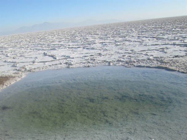 سرزمین نمک در دل کویر کرمان