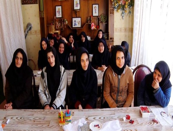 دختران معلول ذهنی در شهرستان میانه «خواستن توانستن» را معنا کردند +تصاویر