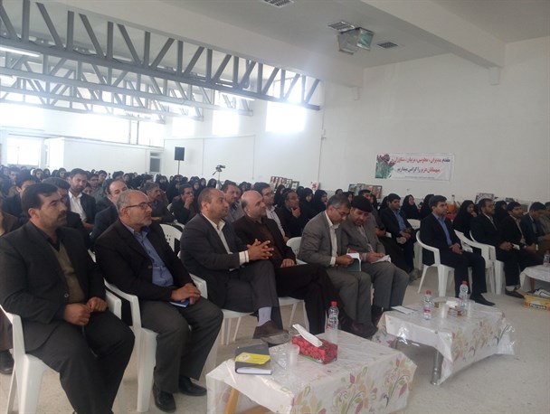 همایش تجلیل از دانش‌آموزان ممتاز جوین برگزار شد
