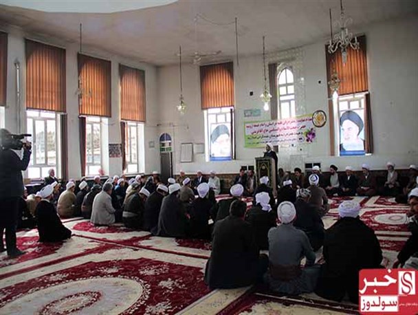 سادگی و ضربه خوردن از بحث مذهب و قومیت دیگر بس است