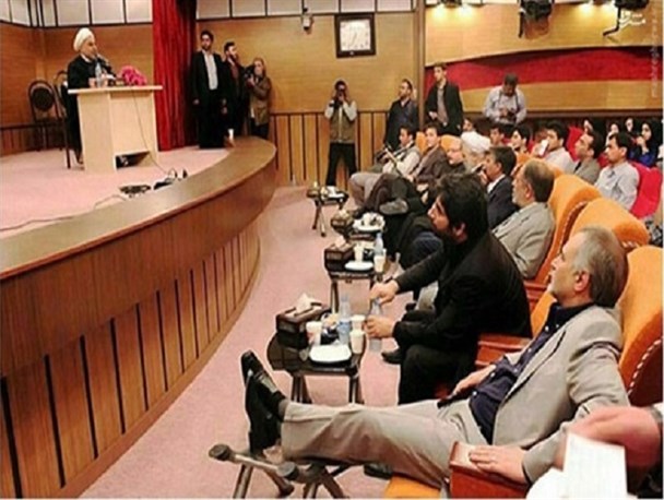 ببخشید دیگه پاهام درازتر از این نمیشه...