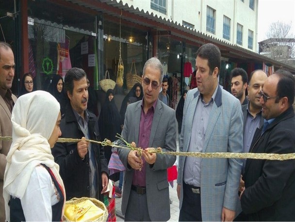 افتتاح بازارچه موقت صنایع دستی و سوغات در کردکوی+تصاویر