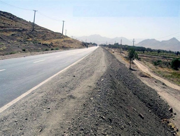 رویای تعریض جاده مرگ/مانع بی‌اعتباری و بی‌توجهی در محور خنداب تا پل دوآب