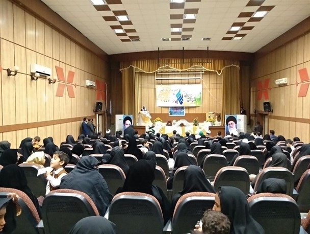 فاطمه(س) یگانه بانویی که هیچ رقیبی در جهان ندارد/ جایگاه ارزشمند زنان در اسلام+ تصاویر