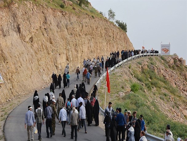 صعود سراسری بسیجیان گردان های «بیت المقدس» مشهد آغاز شد