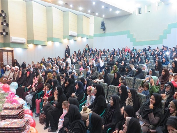 جشن «میلاد کوثر» و گرامی داشت روز مادر درشهر بهارستان برگزار شد