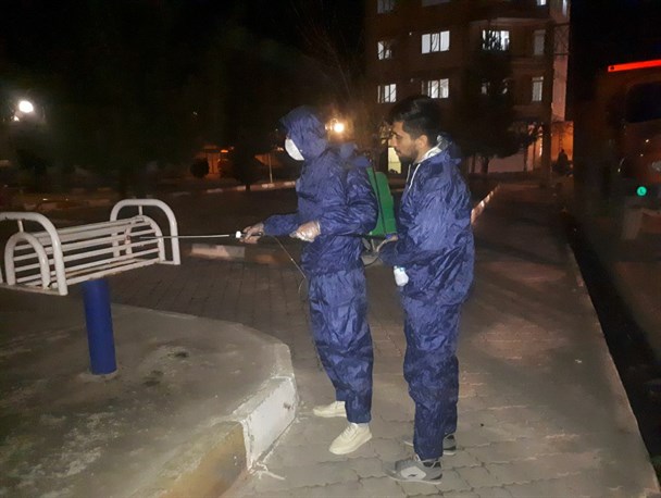 ضدعفونی کردن معابر و اموال عمومی در میاندوآب