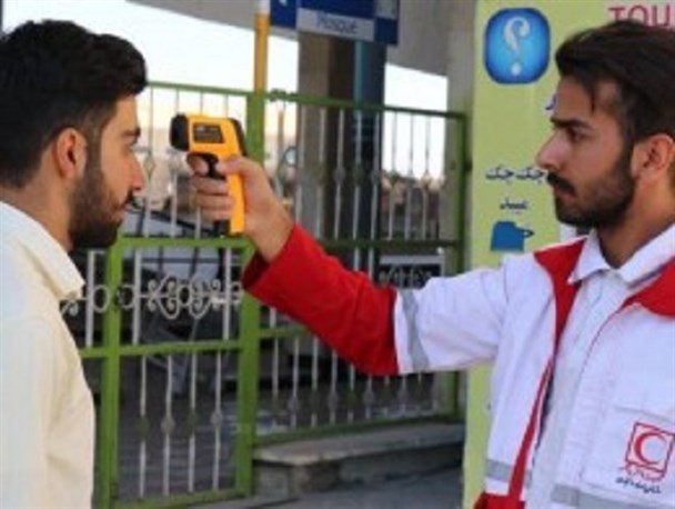 مشارکت هلال احمر در طرح غربالگری و تب‌سنجی در ۵ مبادی ورودی همدان