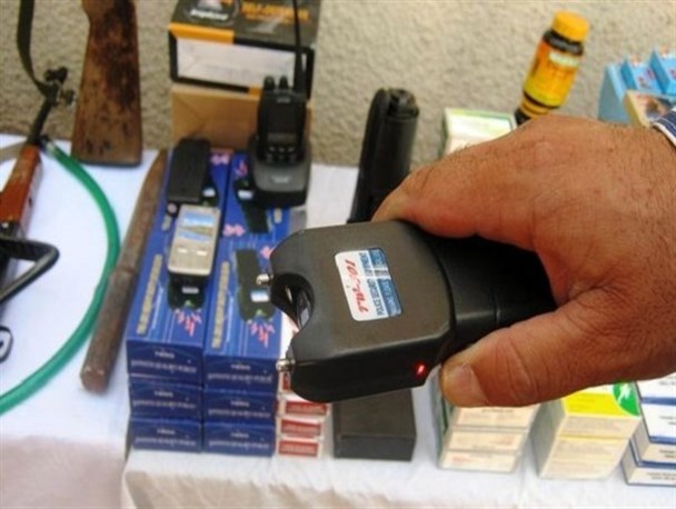 دکه هایی که محل فروش قاچاق است/از فروش مشروبات الکلی تا سلاح سرد و شوکر