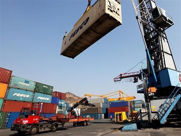 صادرات ۲۴۶ میلیون دلاری کالا از استان زنجان