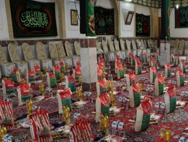 توزیع ۵ هزار بسته معیشتی بین نیازمندان اراک