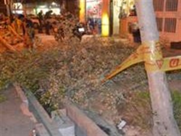 وقوع ۴۷ مورد حادثه بر اثر وزش باد طی چهار ساعت در مشهد
