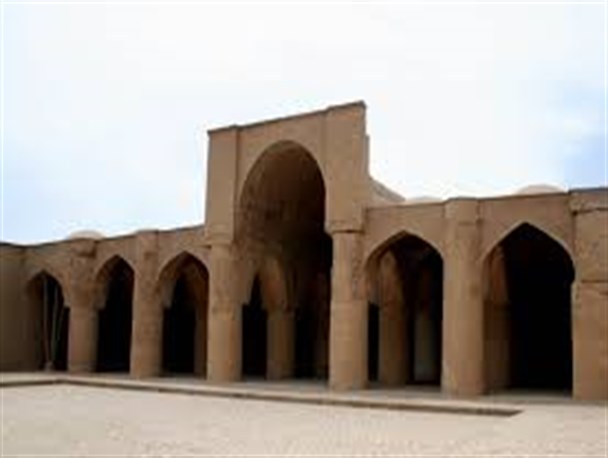 29 هزار گردشگر از دیدنی‌های طبیعی و تاریخی دامغان بازدید کردند