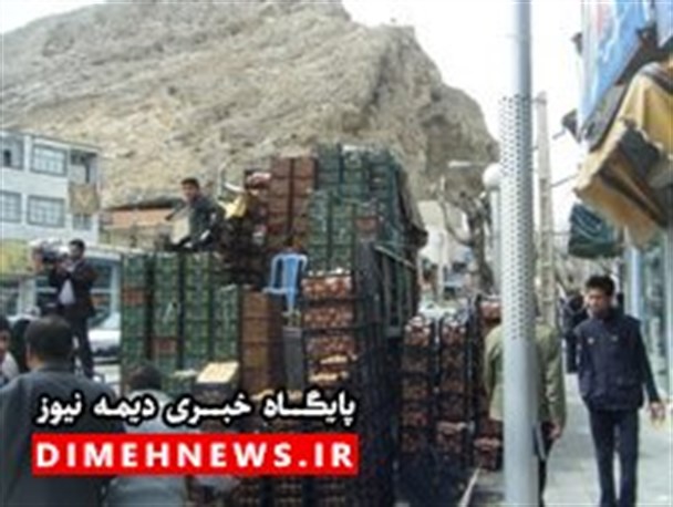 بیش از ۵۱ تن میوه شب عید در فیروزکوه توزیع شد