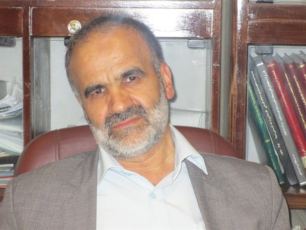 قضاوت در مورد لغو تحریم ها خیلی زود است/ تیم مذاکره کننده باید با قدرت برخورد کند و از خواسته های خود کوتاه نیاید