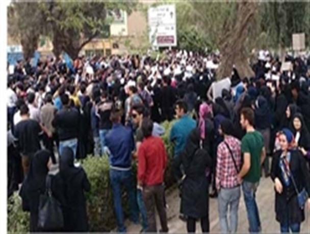 اعتراض به باخت در لوزان و بزرگ‌نمایی در تهران