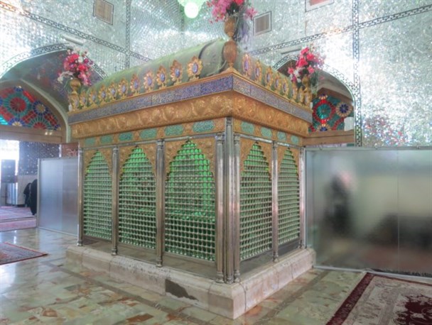 مرقد مطهر امام زاده سید حمزه در کاشمر غبارروبی شد+تصاویر