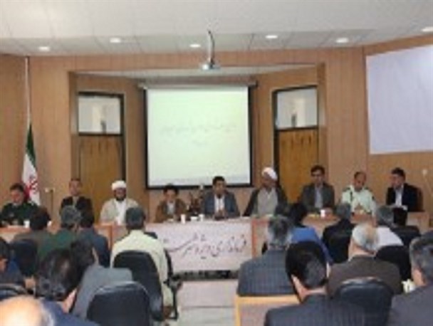 ورود یک میلیون مسافر نوروزی به سیرجان/تشکیل کمیته اقتصاد مقاومتی در حوزه ها ی صنعتی و معدنی سیرجان